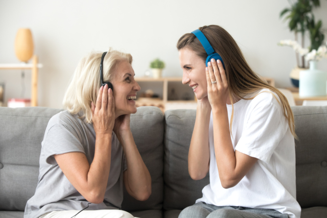 connecting-through-music-dementia-communication